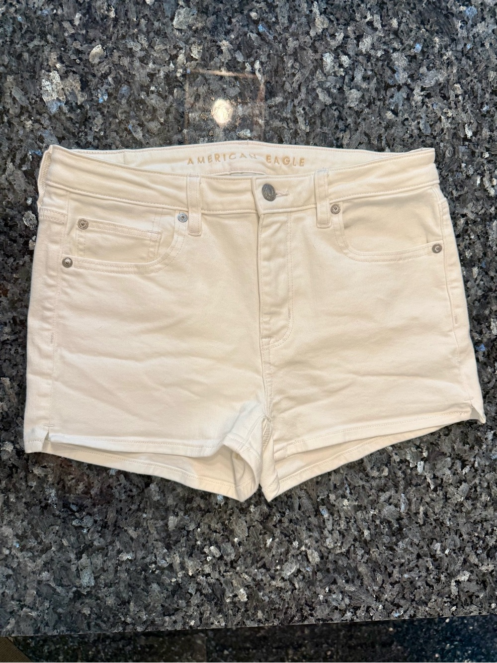 American Eagle Outfitters women's shorts high rise Shortie Size 6 White Preppy